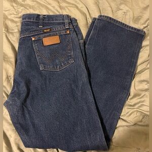 Men’s Cowboy Cut Wrangler Jeans